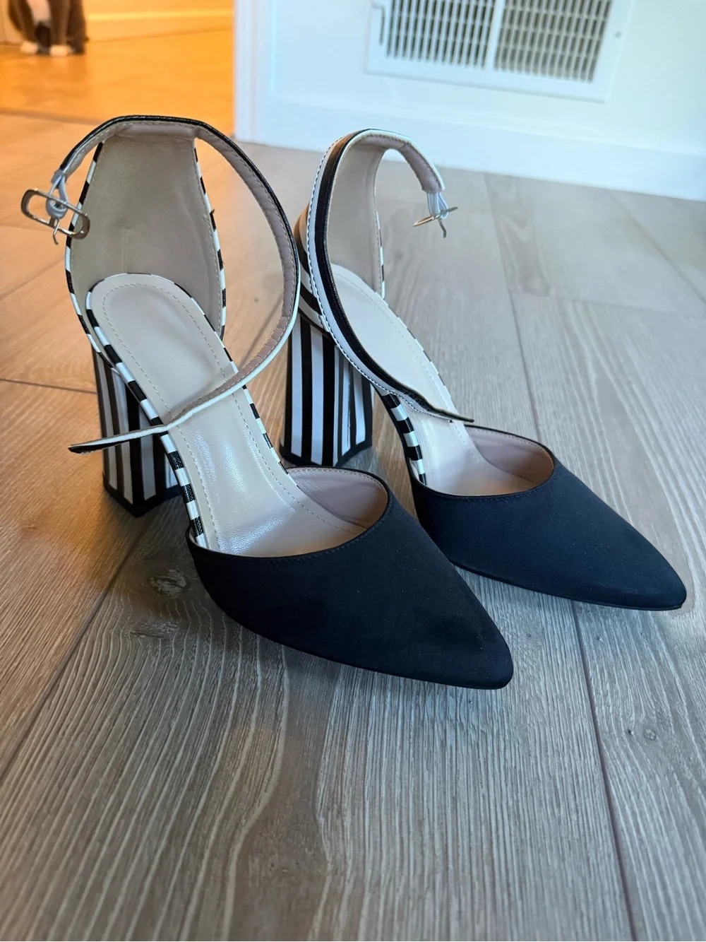SHEIN Black Pointed Ankle Strap Pumps with Black-and-White Striped Block Heel